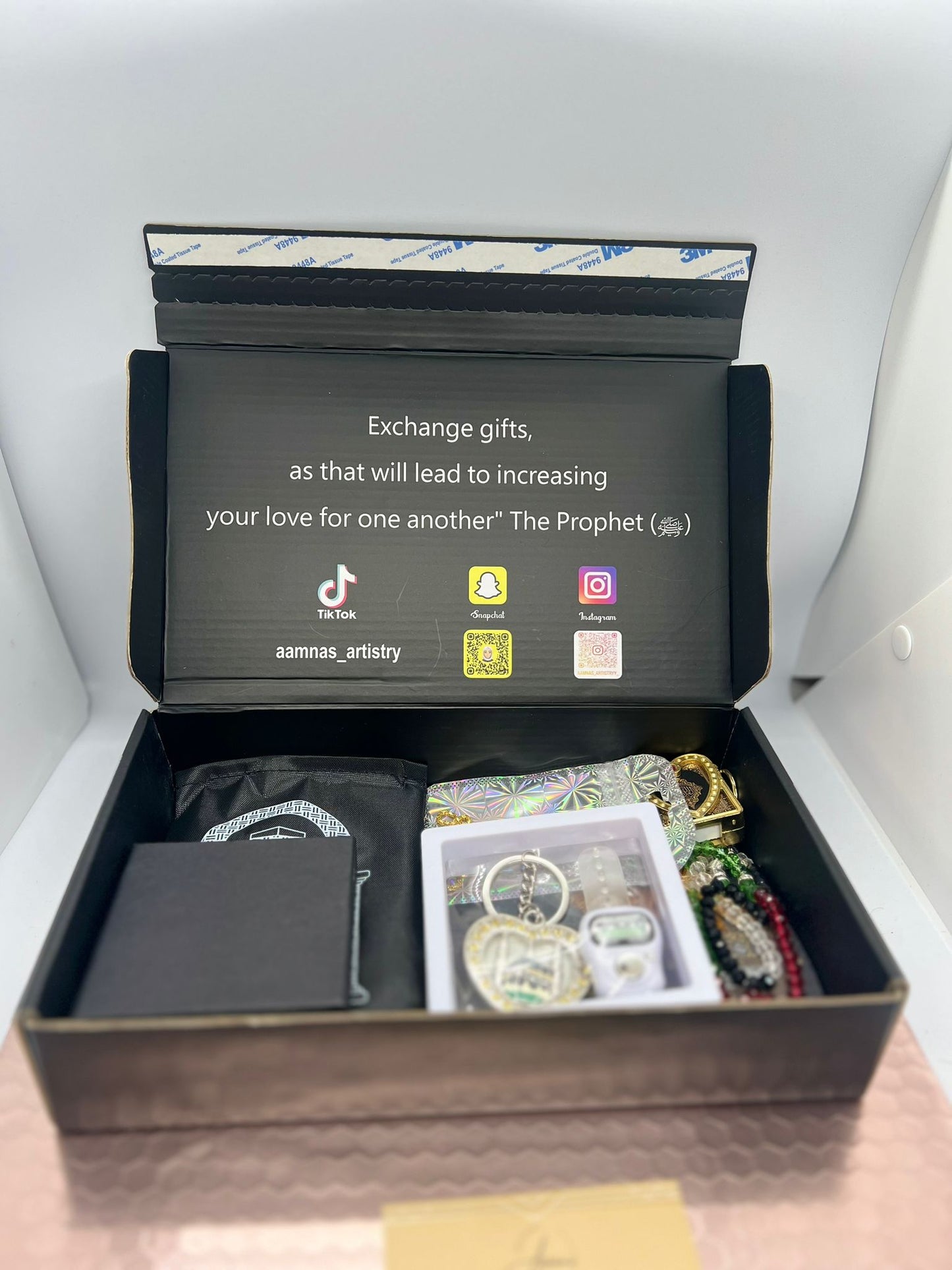 The Noor Gift Box: Illuminate Every Moment with Faith